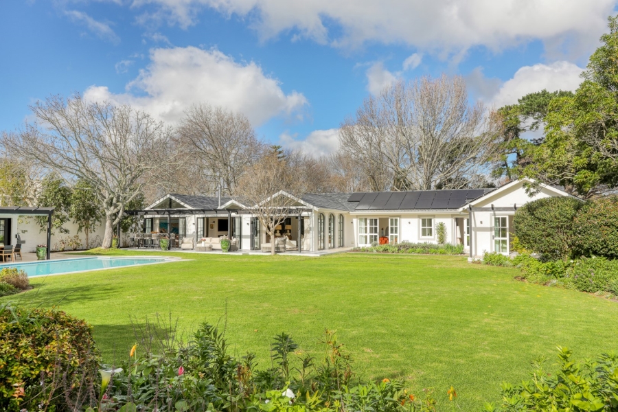 5 Bedroom Property for Sale in Constantia Western Cape